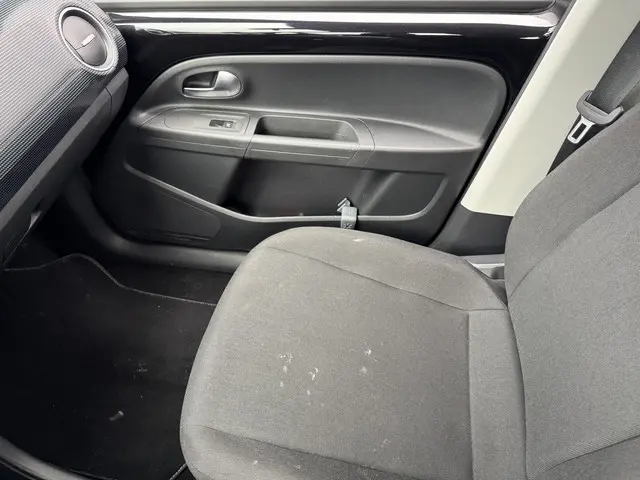 Volkswagen up! 1.0 2021 Benzine 25