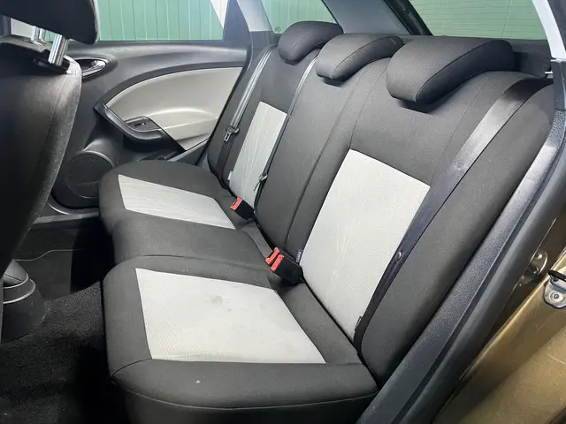 SEAT Ibiza ST aparte kleur. 1.2 TSI Style 2013 Benzine 8