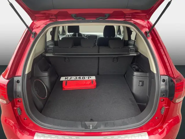 Mitsubishi Outlander 2.0 Connect Pro 2018 Benzine 19