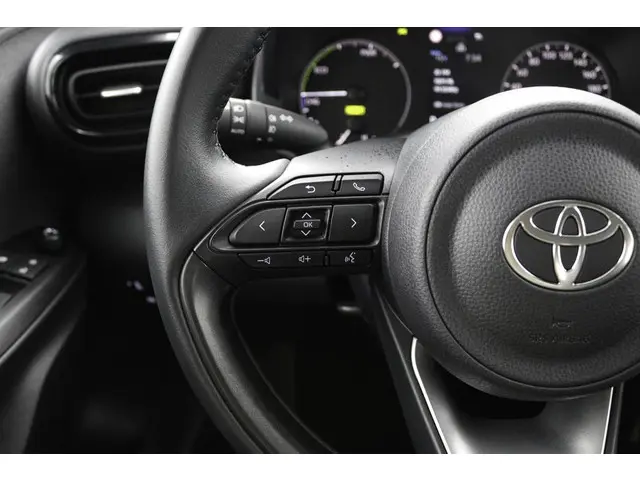 Toyota Yaris 1.5 Hybrid 115 2024 Hybride Benzine 19