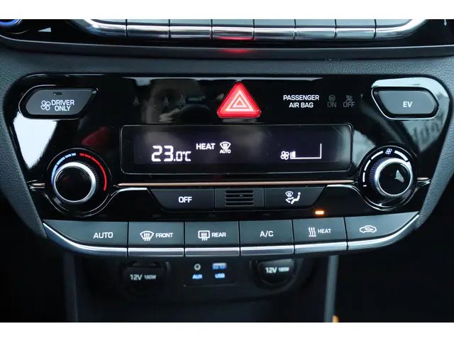 Hyundai IONIQ Premium EV 2018 Elektrisch 32