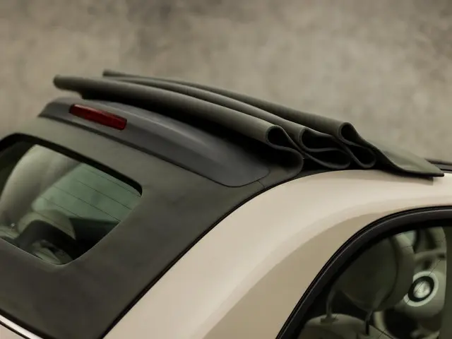 Fiat 500C 1.2 Lounge Sport 2017 Benzine 23