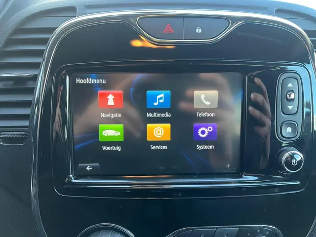 Renault Captur 1.2 TCe Helly Hansen 2015 Benzine 14