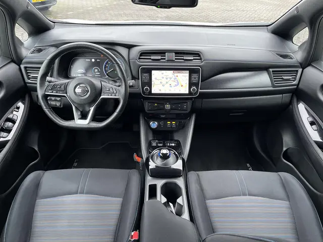 Nissan Leaf N-Connecta 40 kWh 2020 Elektrisch 13