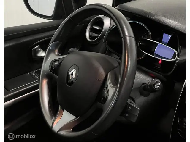 Renault Clio 0.9 TCe ECO Night&Day 2015 Benzine 26