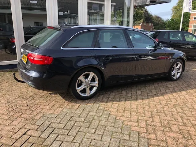 Audi A4 Avant 2.0 TDI 150pk Business Edition 2014 Diesel 13