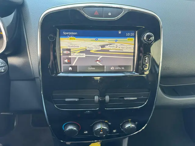 Renault Clio Estate 1.5 dCi ECO Expression 2013 Diesel 22