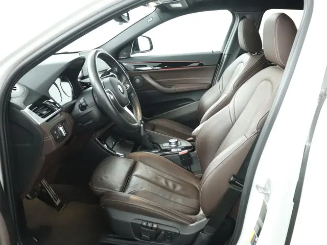 BMW X2 xDrive25e 2021 Hybride Benzine 14