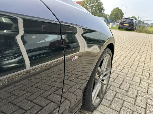 BMW 1 Serie 118i High Executive 2019 Benzine 7