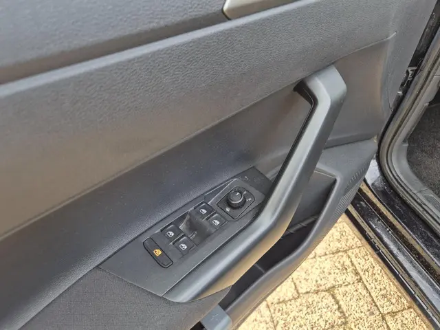 Volkswagen Polo 1.0 MPI Comfortline 2020 Benzine 17