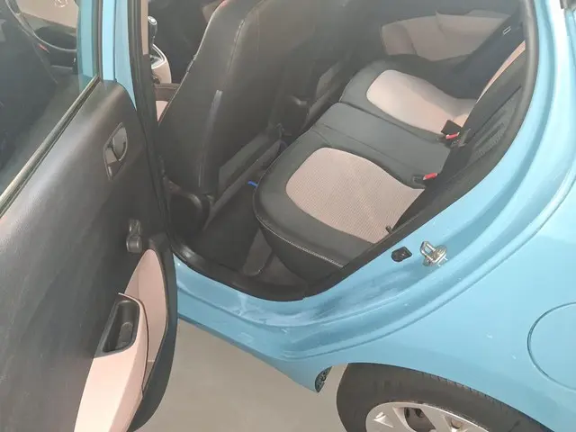 Hyundai i10 1.0i i-Drive 2014 Benzine 4