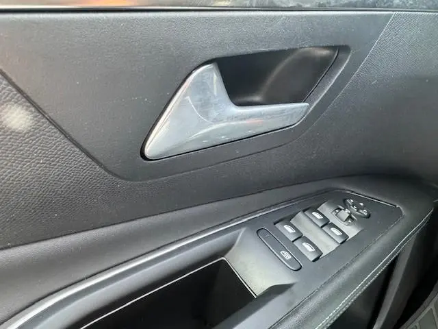 Peugeot 3008 1.2 PureTech Allure Pack 2021 Benzine 17