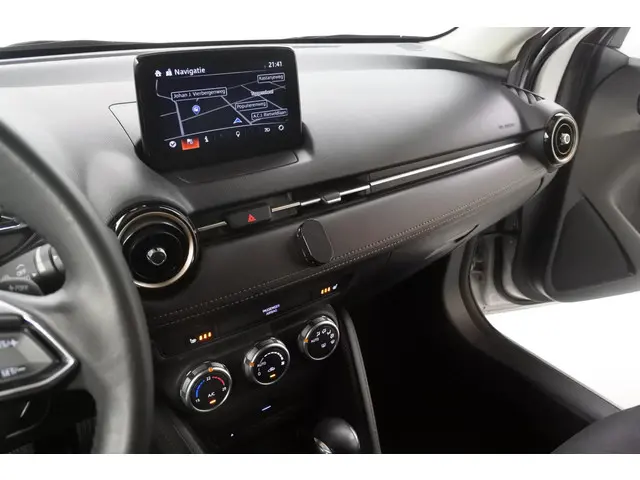 Mazda 2 1.5 90pk Automaat GT-M 2019 Benzine 21