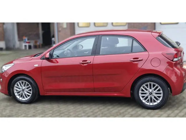 Kia Rio 1.0 TGDI DynamicLine 2020 Benzine 8