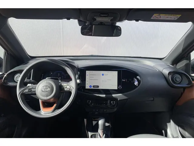 Toyota Aygo X Hybrid 115 envy 2026 Hybride Benzine 12