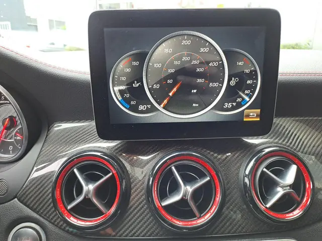 Mercedes-Benz CLA AMG 45 4MATIC 2016 Benzine 16