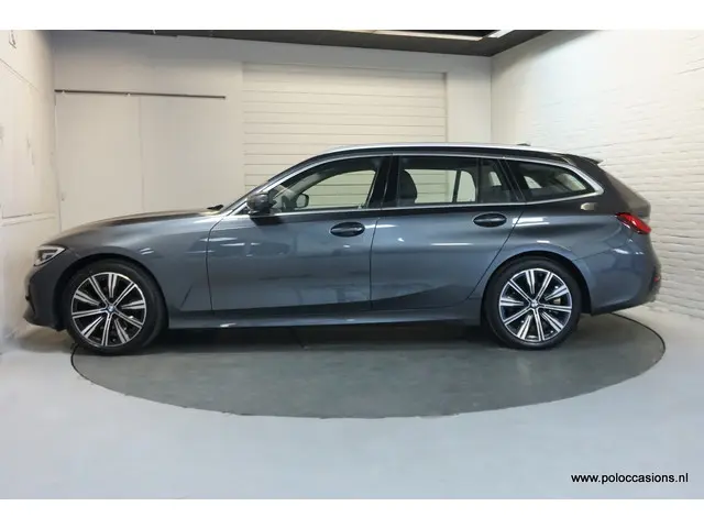 BMW 3 Serie Touring 320i High Exec 2020 Benzine 3