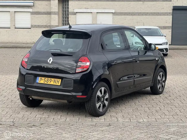 Renault Twingo 1.0 BENZINE 2015 Benzine 6