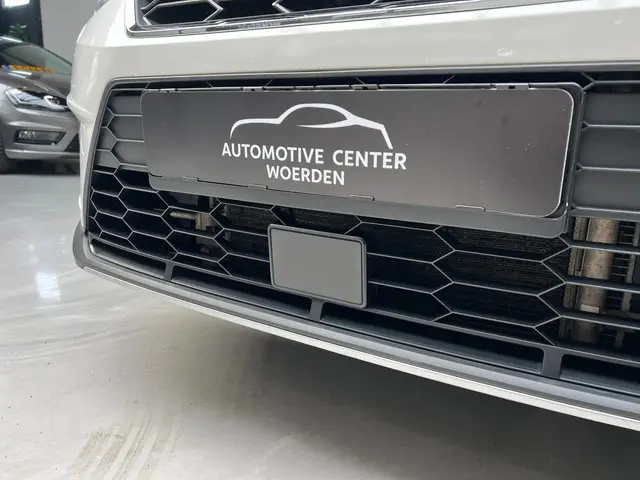 SEAT Arona 1.0 TSI DSG FR LED KEYLESS PDC 2019 Benzine 24