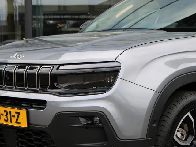 Jeep Avenger 1.2 e-Hybrid Summit 2025 Hybride Benzine 21