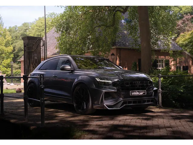 Audi Q8 55 TFSI quattro 2019 Benzine 4