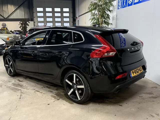 Volvo V40 2