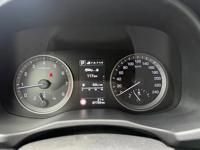 Hyundai Tucson 1.6 T-GDi Comfort 4WD 2017 Benzine 10