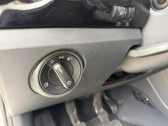 Volkswagen up! 1.0 move up! BlueMotion 2015 Benzine 19