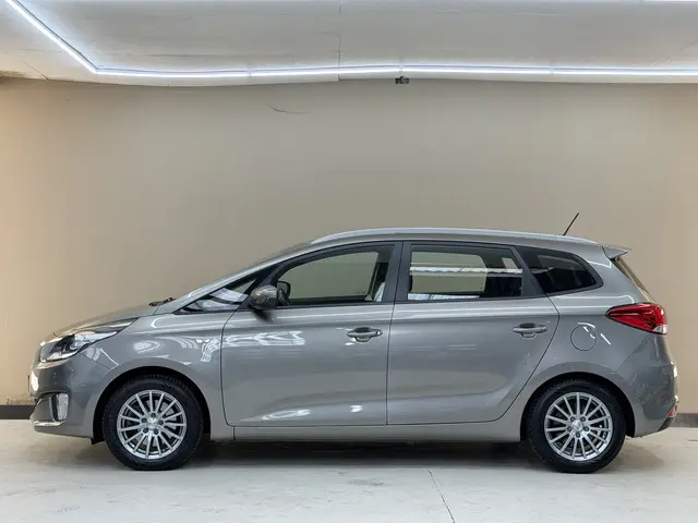 Kia Carens 1.6 GDi ComfortLine, 135Pk, 2015, 2015 Benzine 11