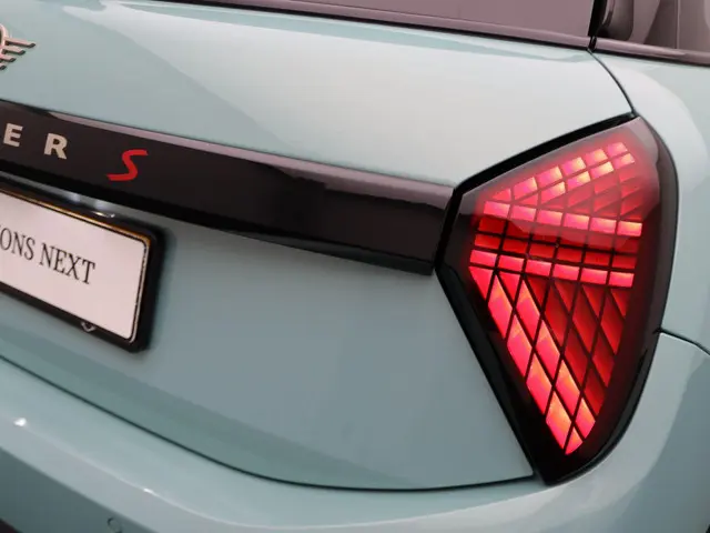 MINI 5-Deurs Cooper S 2025 Benzine 27