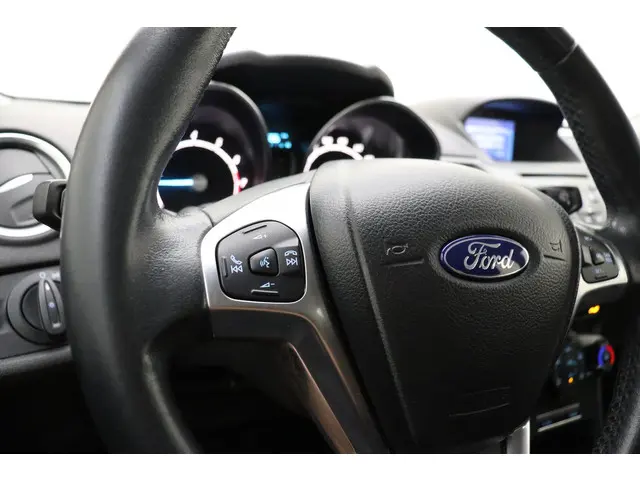 Ford Fiesta 1.0 Style Ultimate 2016 Benzine 26