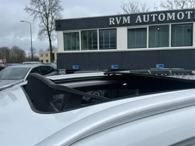 MG EHS 1.5 TGDI Luxury 2023 Hybride Benzine 33