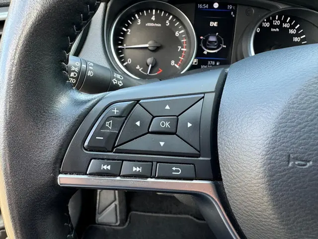 Nissan QASHQAI 1.3 DIG-T Tekna + Automaat 2019 Benzine 18