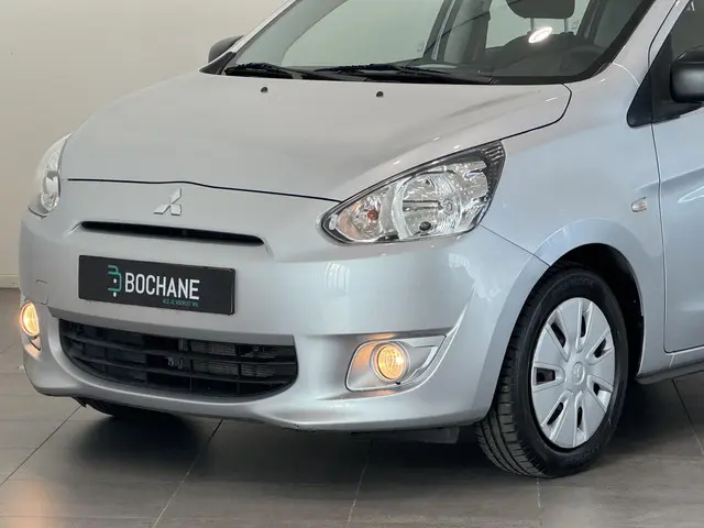 Mitsubishi Space Star 1.0 Inform 2013 Benzine 14