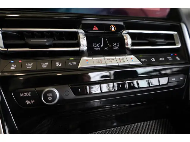 BMW 8 Serie Cabrio 840i 2023 Benzine 21