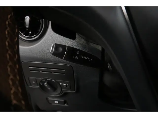 Mercedes-Benz Vito 114 CDI Lang 2023 Diesel 9