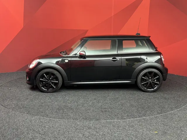 MINI One 1.6 Business Line 2012 Benzine 17