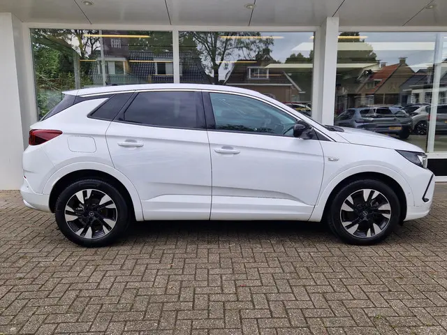 Opel Grandland 3