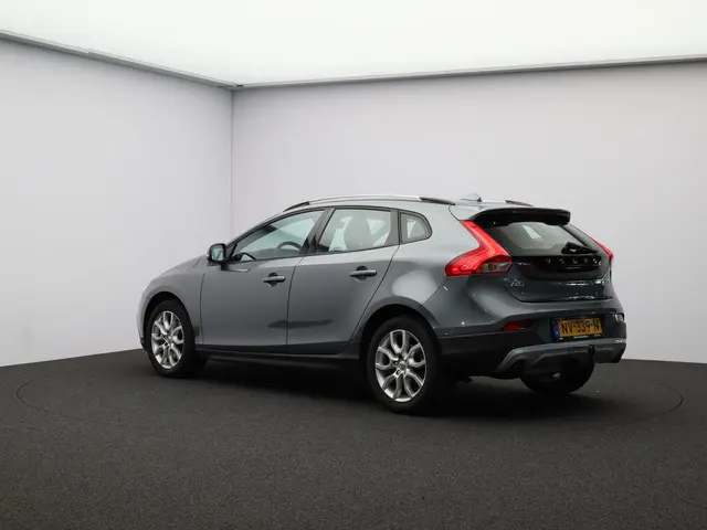 Volvo V40 Cross Country 2.0 T3 Nordic+ 2017 Benzine 22