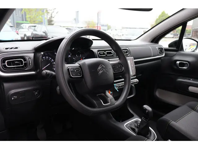 Citroën C3 1.2 PureTech C-Series 2022 Benzine 3