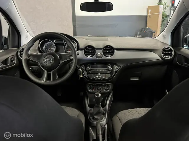Opel ADAM 1.2 AIRCO / SLECHTS 49.000 KM NAP 2013 Benzine 24