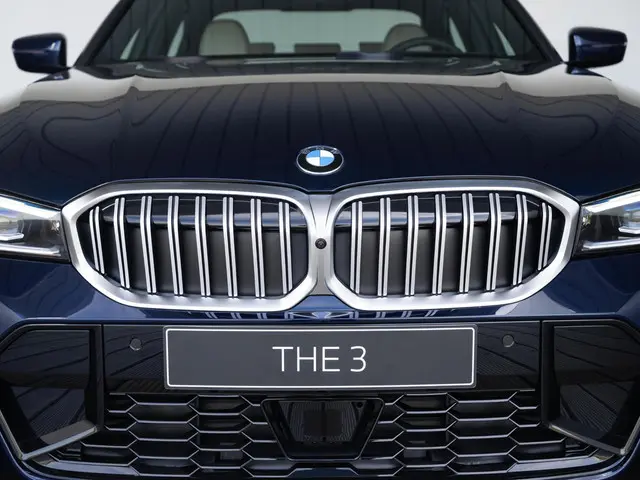 BMW 3 Serie Sedan 330i 2025 Benzine 15
