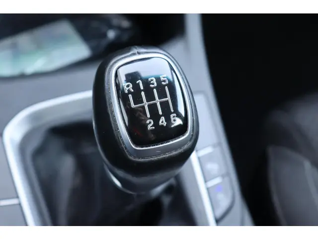 Hyundai i30 Wagon 1.4 T-GDI Comfort 2019 Benzine 35
