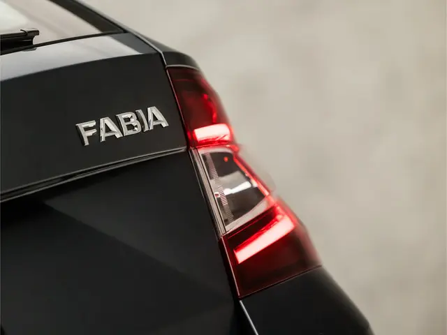Škoda Fabia Combi 1.0 Sport 2018 Benzine 29