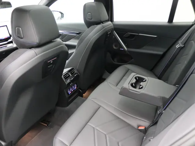 BMW i5 Touring eDrive40 2025 Elektrisch 27