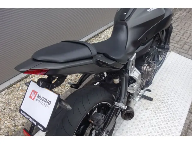 Yamaha MT 07 ABS 2015 Benzine 12