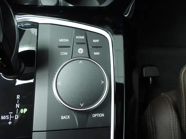 BMW X3 xDrive30e 2023 Hybride Benzine 28