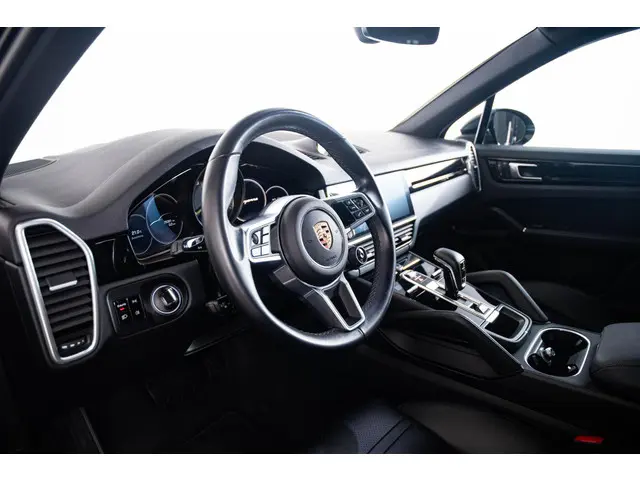Porsche Cayenne 3.0 E-Hybrid 2020 Hybride Benzine 32