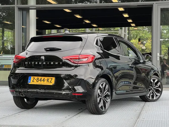 Mitsubishi Colt 1.0T MT First Edition 2024 Benzine 2