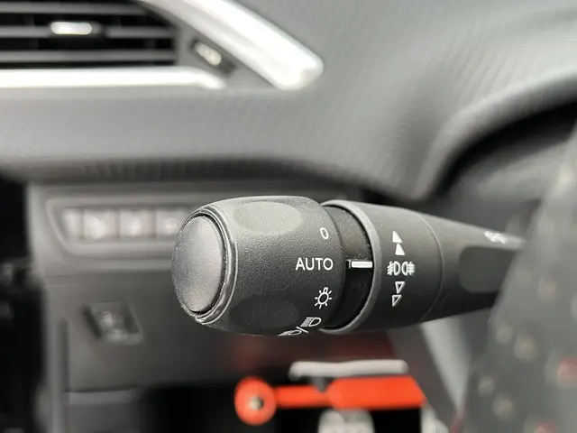 Peugeot 208 PureTech 110 GT-line 2017 Benzine 21